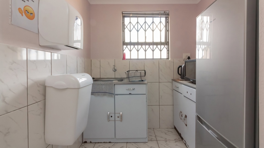 3 Bedroom Property for Sale in Kroonstad Rural Free State